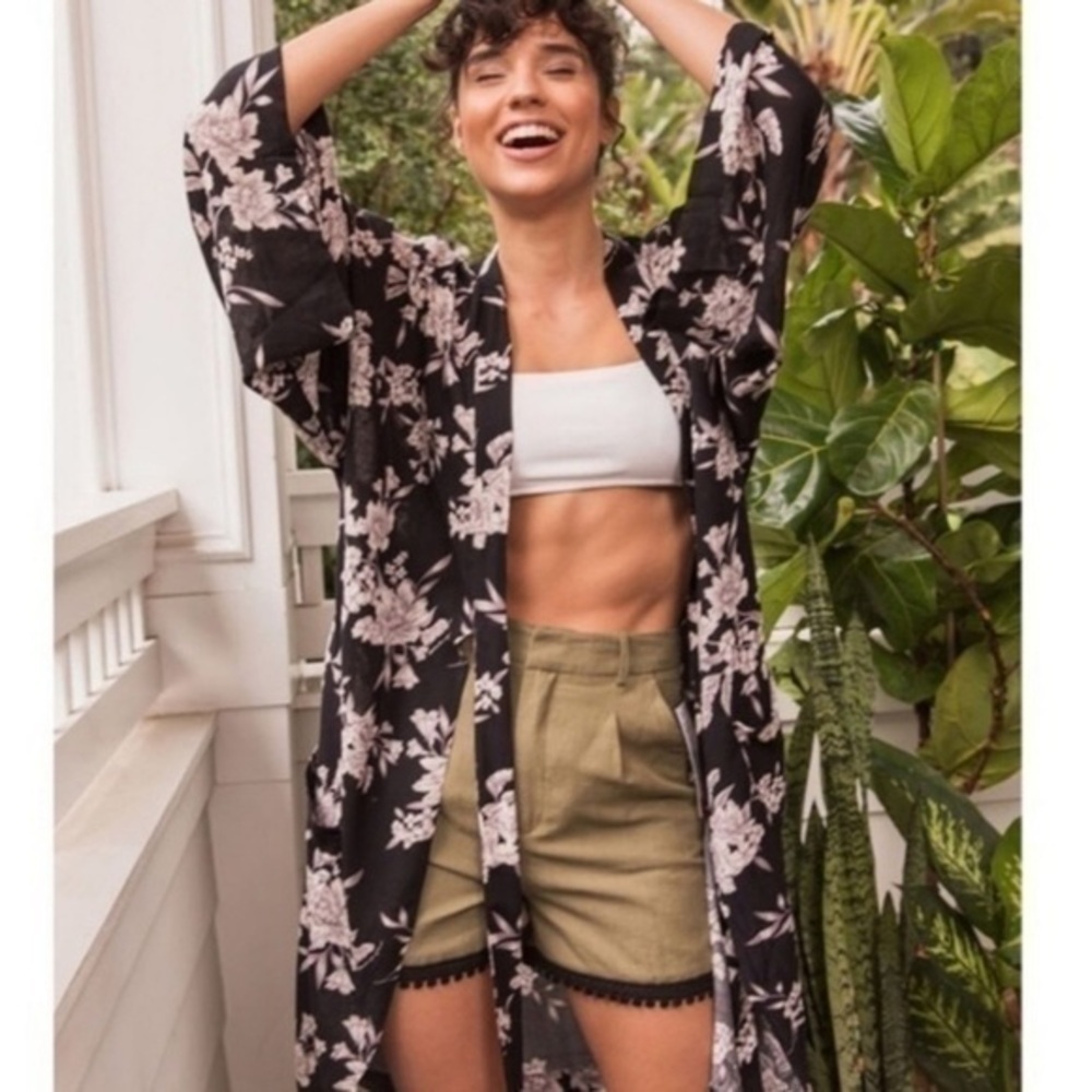 Spiritual Gangster • Black White Floral Maya Robe